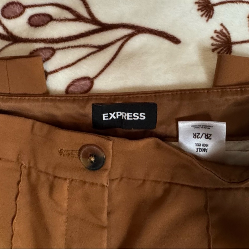 Express Ankle High Rise 2R - Picture 5 of 6